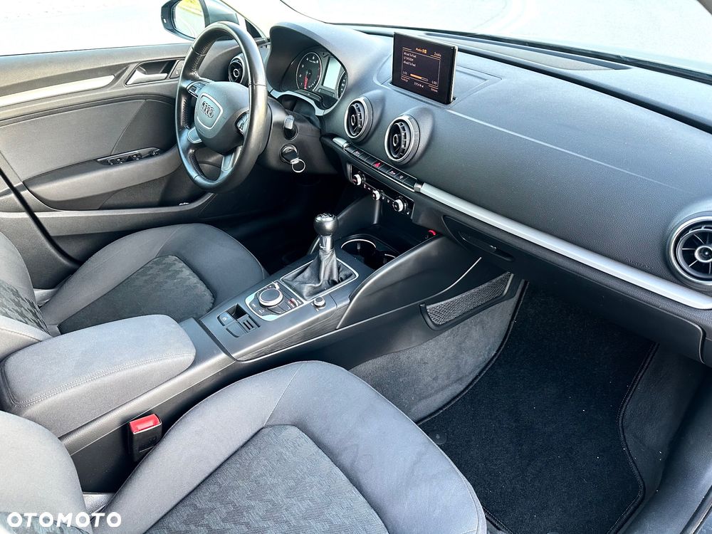 Audi A3 Sportback 1.4 TFSI Attraction - 6