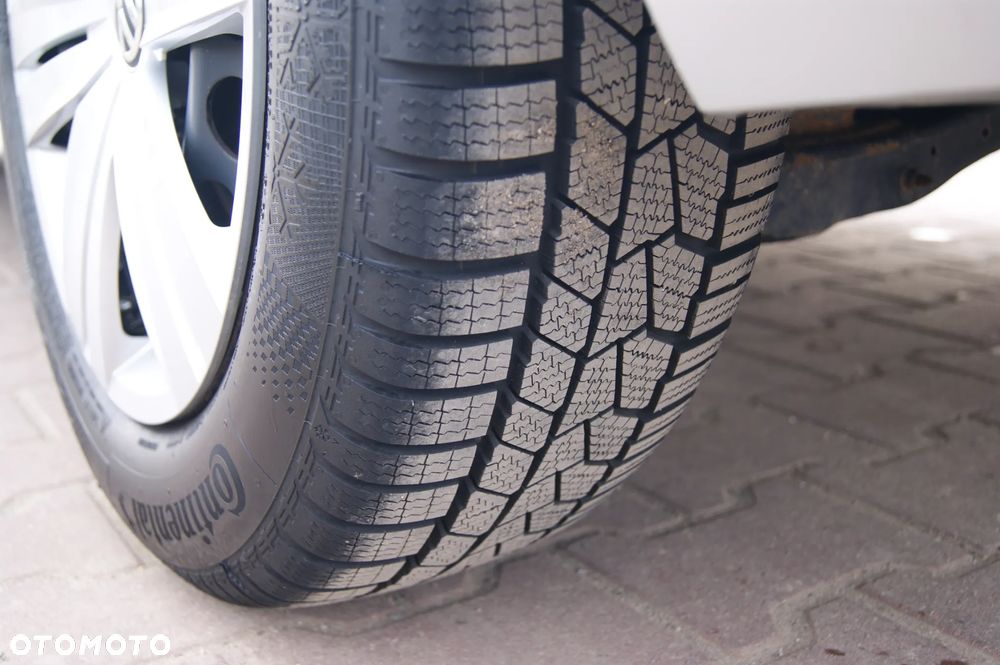 Volkswagen Touran 2.0 TDI SCR DSG Comfortline - 12