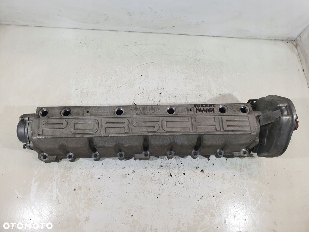 wałek rozrządu pokrywa 9441052506r porsche 944 2.5 b m44/51 - 1