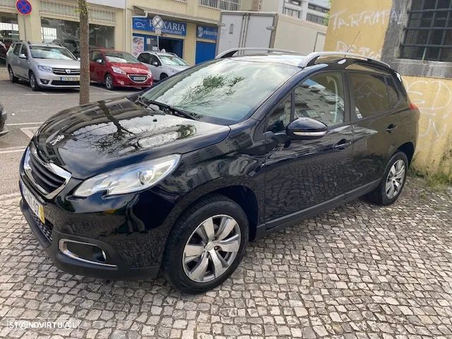 Peugeot 2008 1.2 PureTech Style - 1