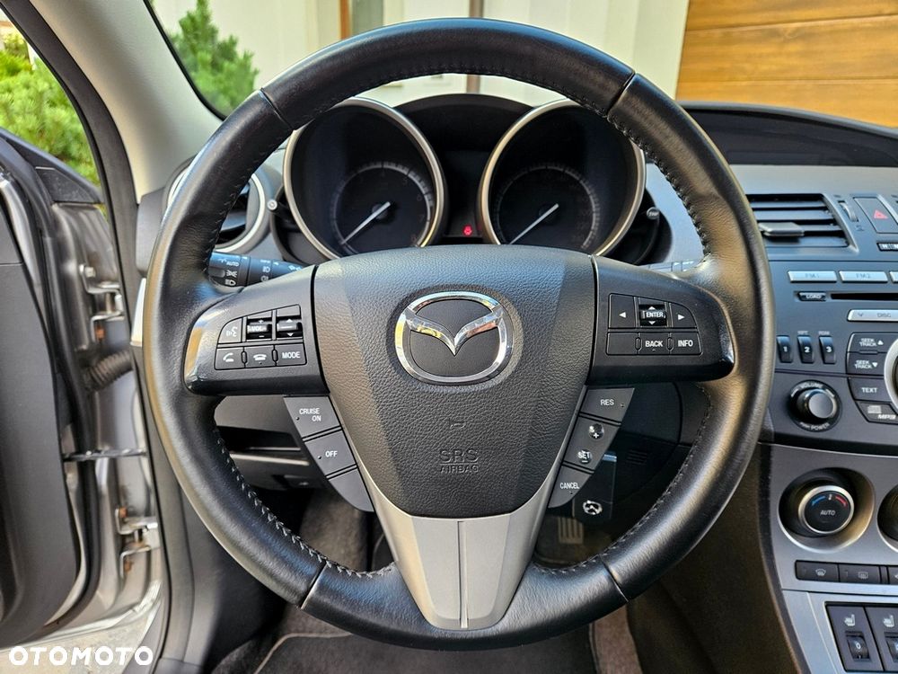 Mazda 3 - 15