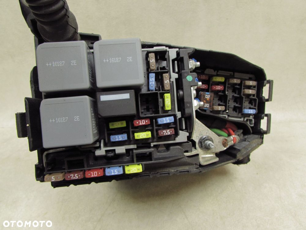 VOLVO S60 II V60 XC 10- SKRZYNKA BEZPIECZNIKOW 6G9T-14K131-AB - 5