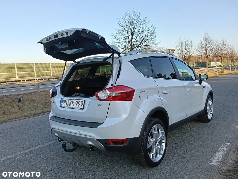Ford Kuga - 4