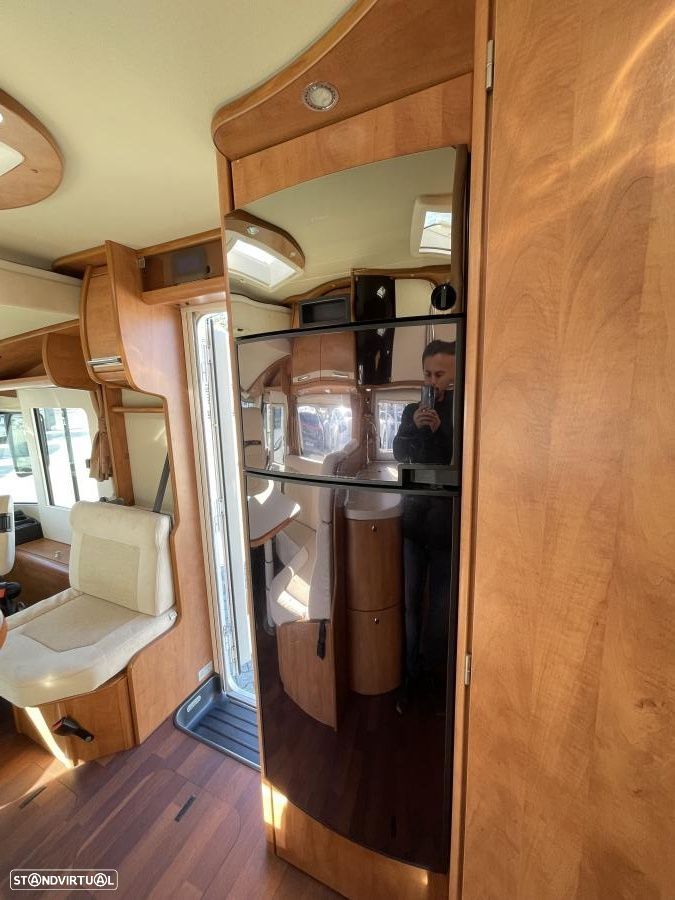 Carthago C-Tourer Camas gémeas e basculante - 26