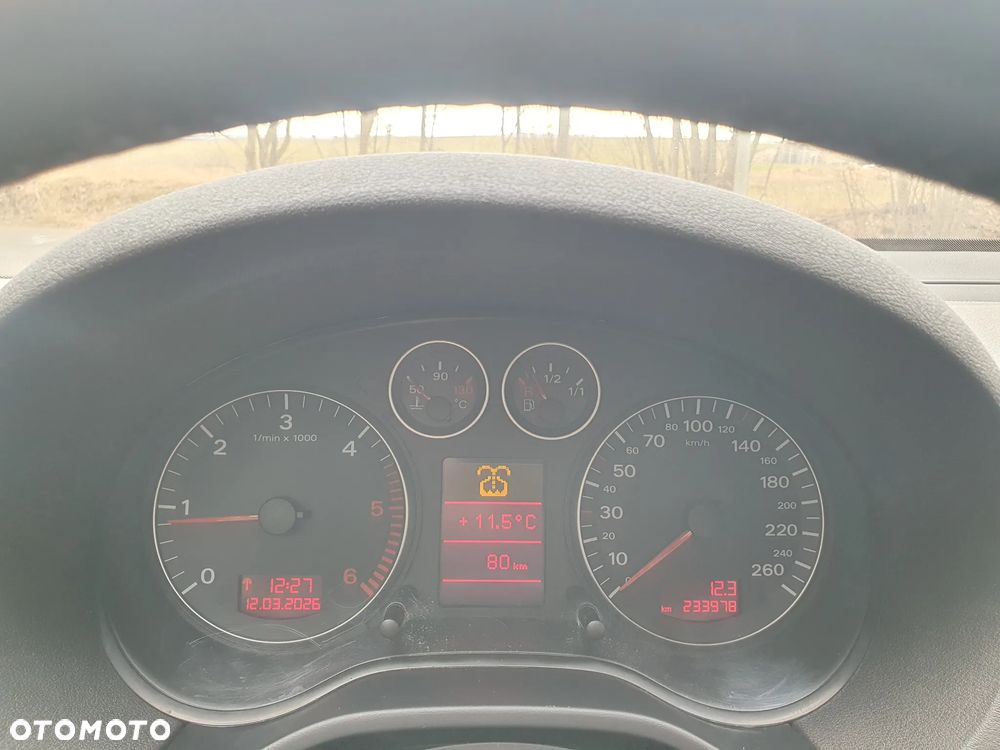 Audi A3 Sportback 2.0 TDI Ambition - 11