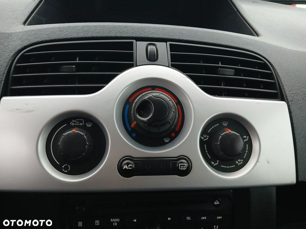 Renault Kangoo dCi 90 FAP Happy Family - 17