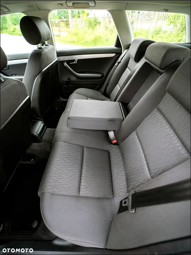 Audi A4 Avant - 8