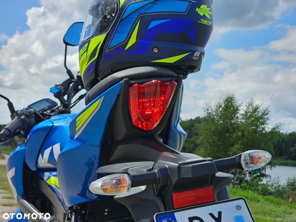 Suzuki GSX - 11