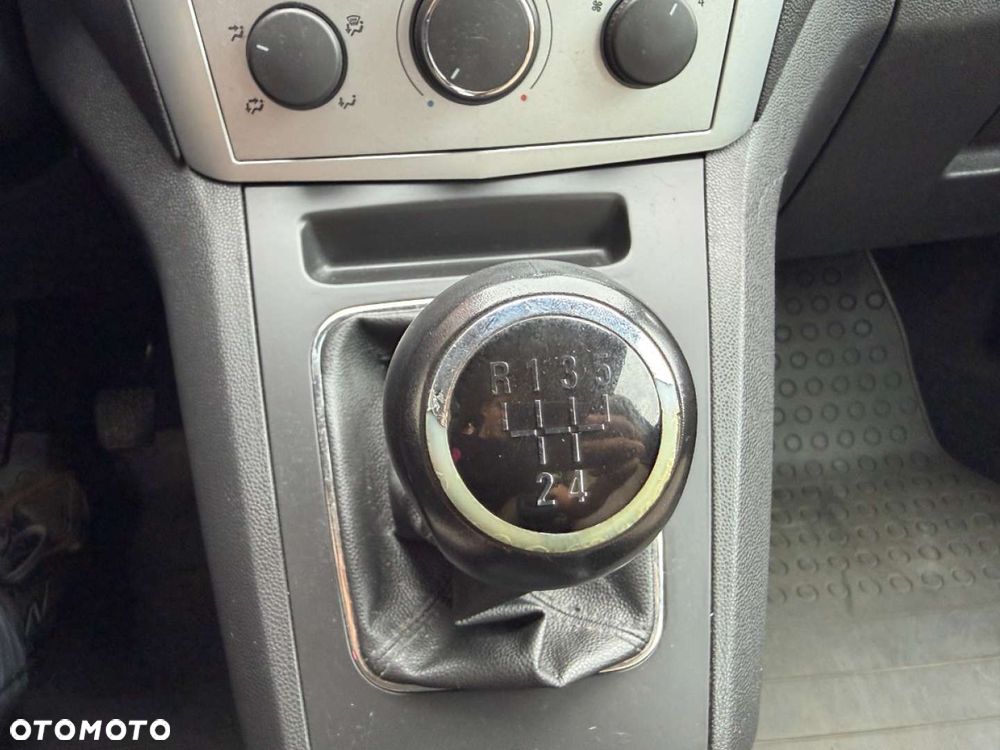 Opel Zafira 1.8 Active - 17