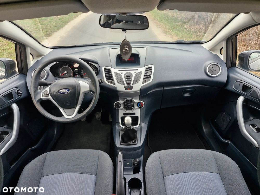 Ford Fiesta 1.25 Titanium EU5 - 15