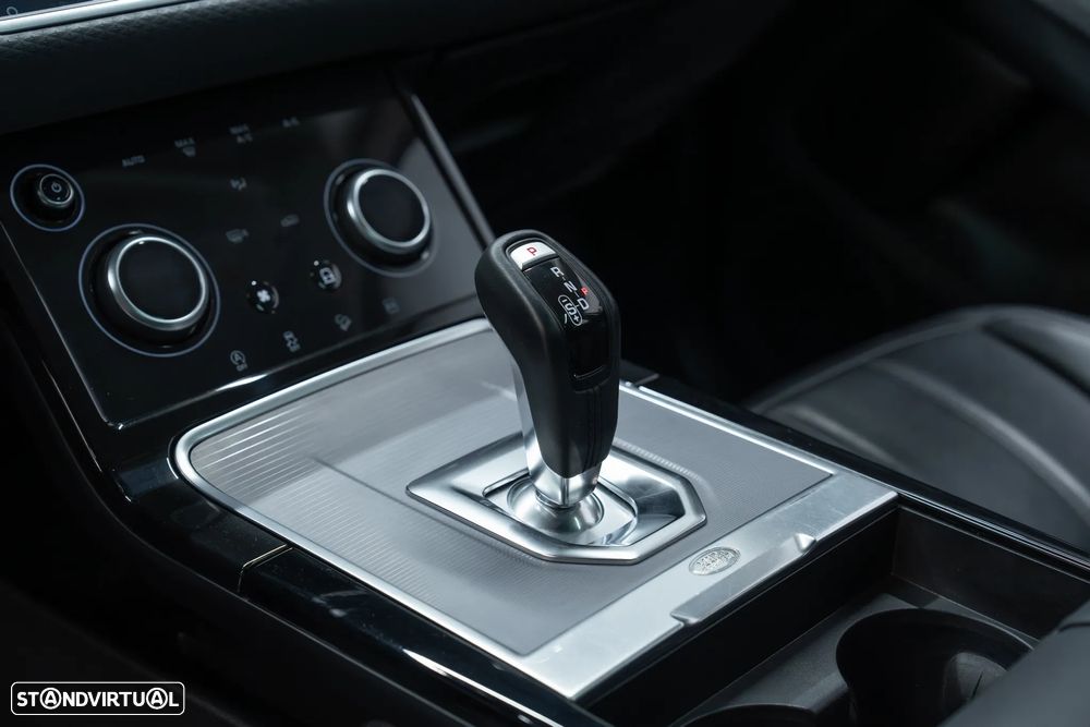 Land Rover Range Rover Evoque 1.5 P300e AWD R-Dynamic SE Auto - 17