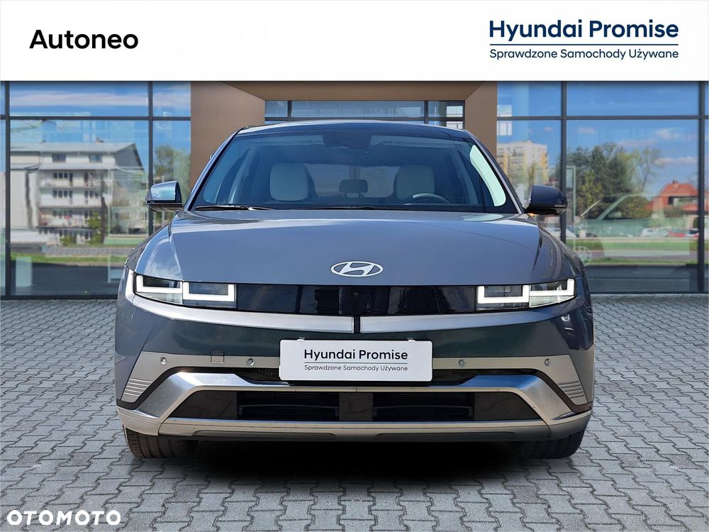 Hyundai IONIQ - 8