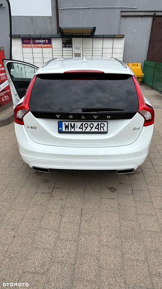 Volvo V60 D4 Drive-E Ocean Race - 12