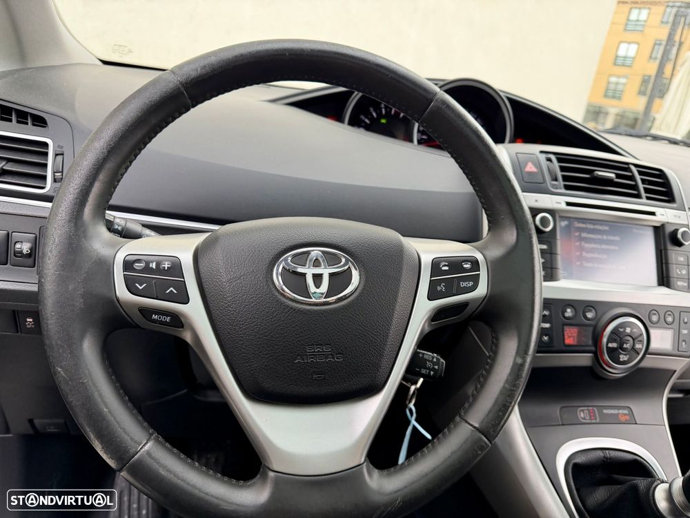 Toyota Verso 1.6 D-4D Exclusive+GPS - 28