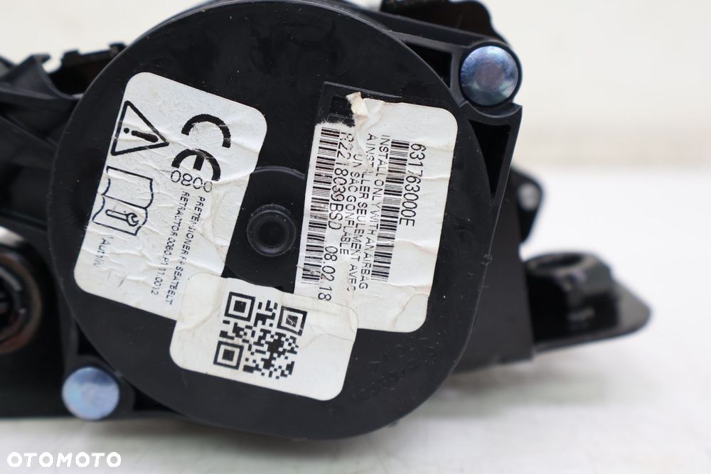 JEEP COMPASS II 17- PAS BEZPIECZEŃSTWA PRAWY PRZÓD 640985600, P5YX74DX9AC, 631763000 - 2