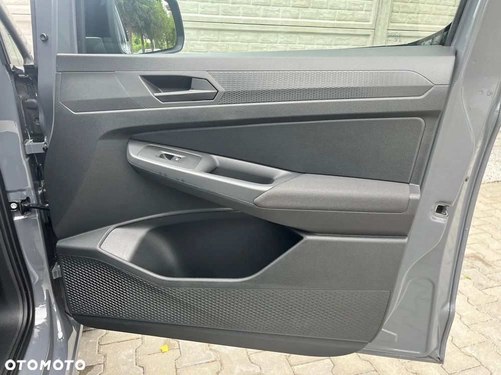 Volkswagen Caddy 1.5 TSI Life DSG - 23