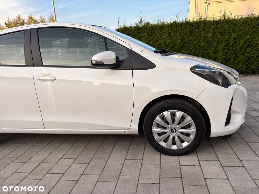 Toyota Yaris 1.5 Active - 2