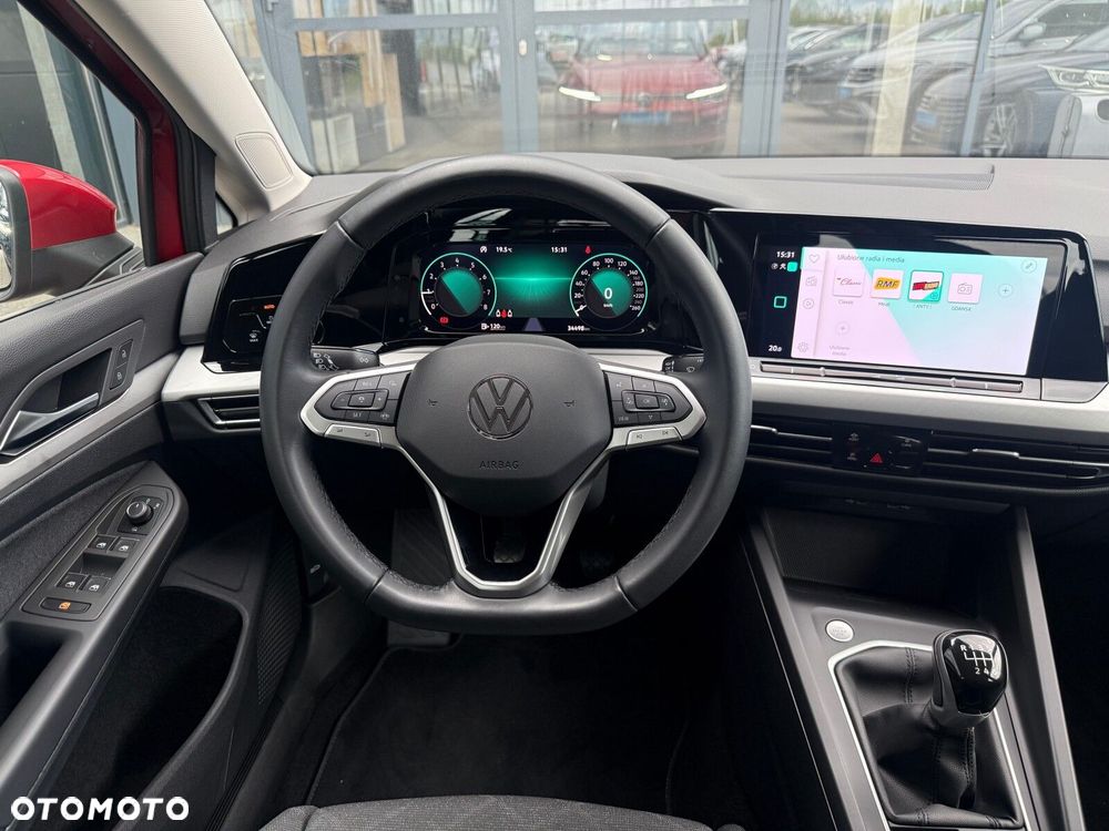 Volkswagen Golf - 11