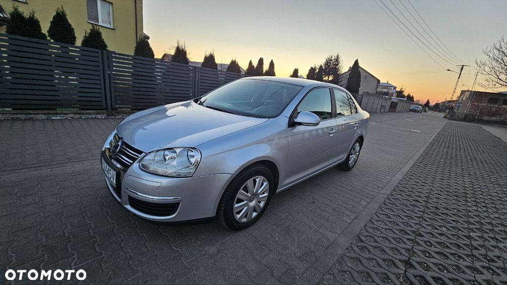 Volkswagen Jetta - 7