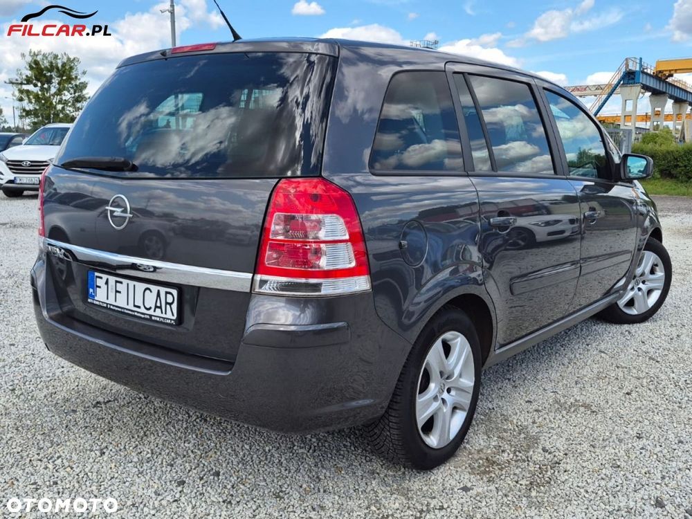 Opel Zafira - 3