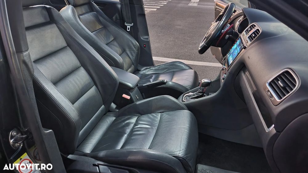 Volkswagen Golf 2.0 DPF GTD DSG - 24