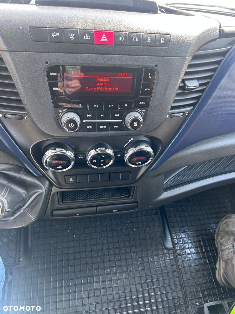 Iveco Daily 35S18 - 19