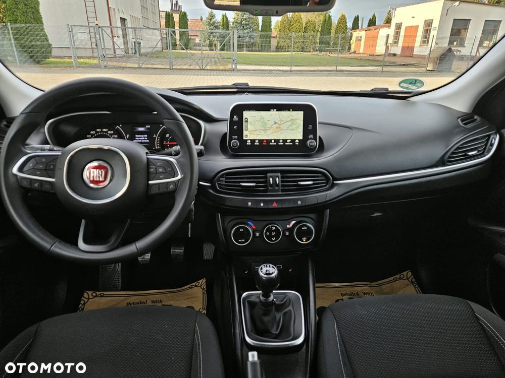 Fiat Tipo 1.4 T-Jet Business Line - 18