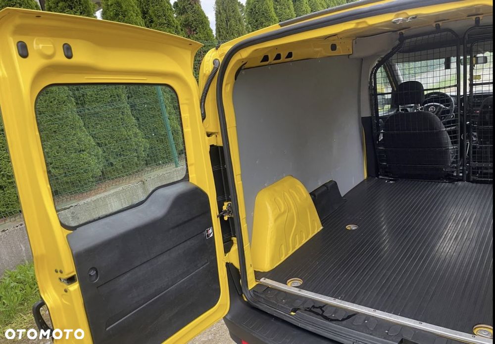 Fiat Doblo - 10