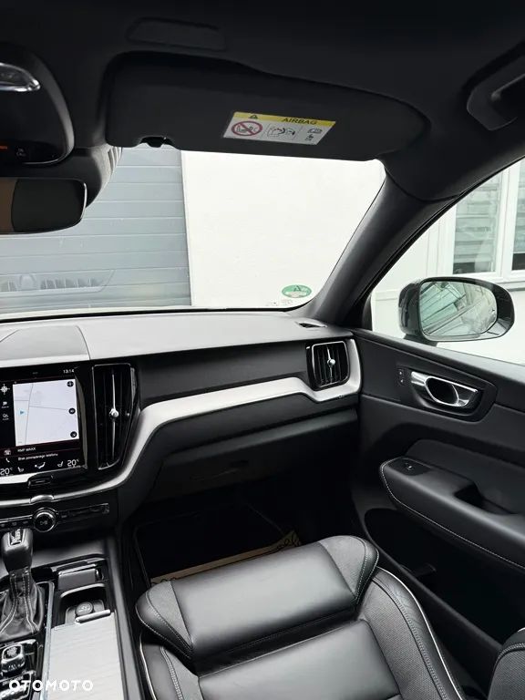Volvo XC 60 D4 SCR R-Design - 26