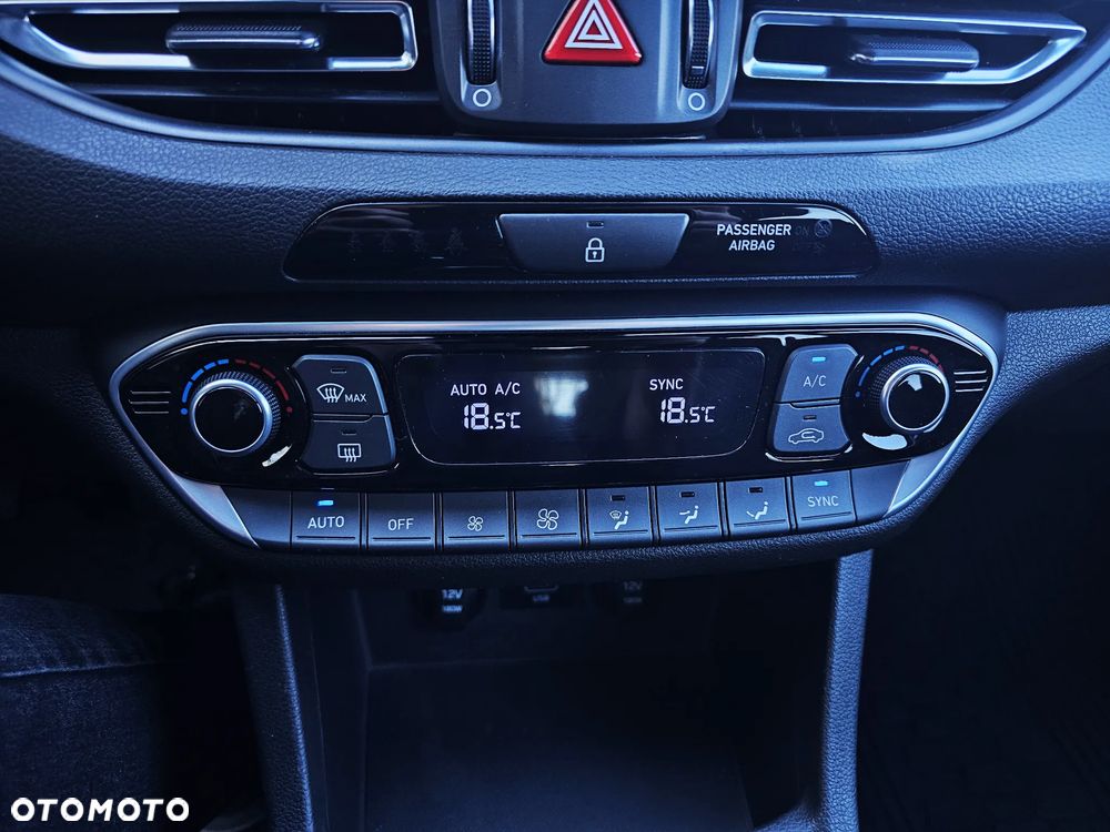 Hyundai i30 1.0 T-GDI Smart - 16