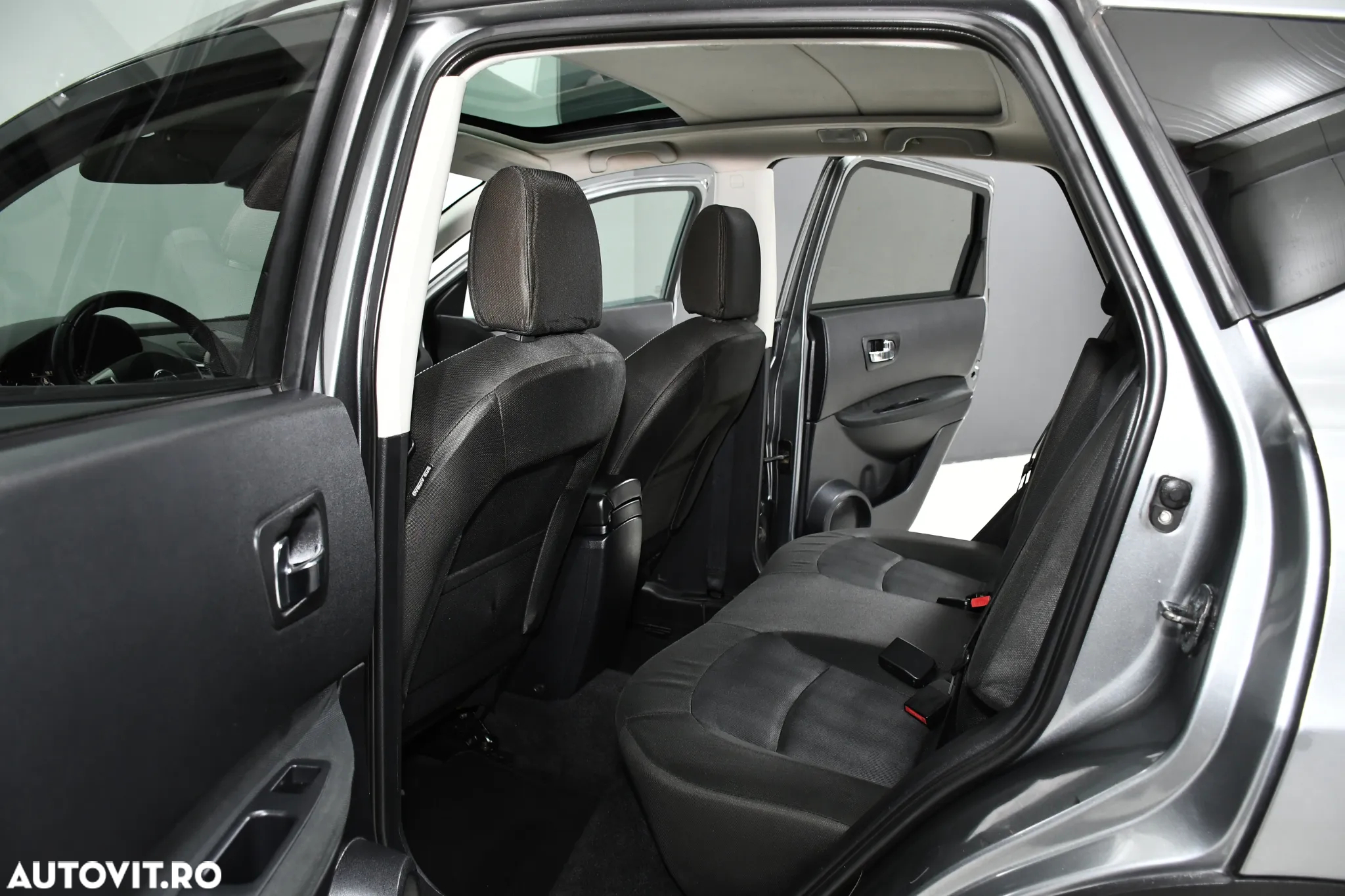 Nissan Qashqai 2.0 DCI 4 x 4 DPF acenta - 7