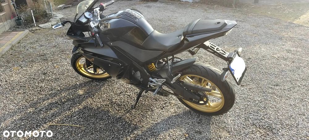 Yamaha YZF - 5