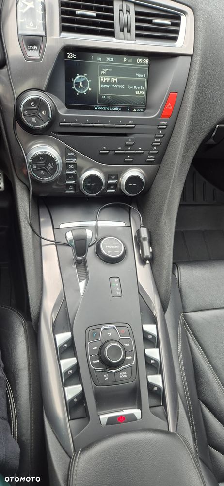Citroën DS5 2.0 HDi Hybrid4 SoChic MCP - 7