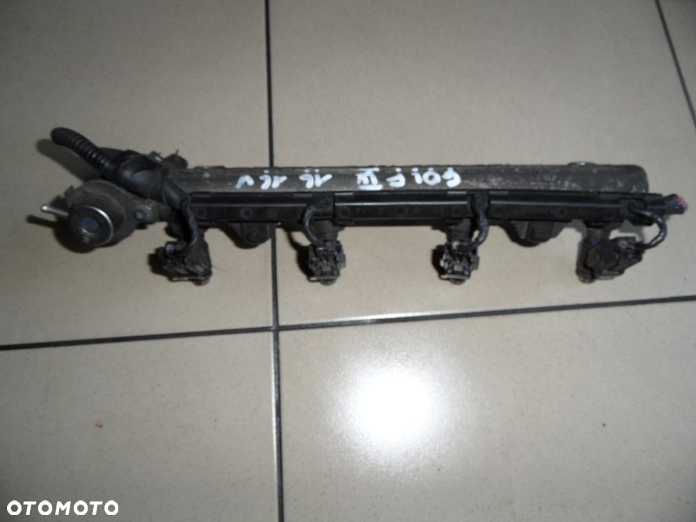 LISTWA WTRYSKOWA VW GOLF IV 1.6 16V SEAT - 1