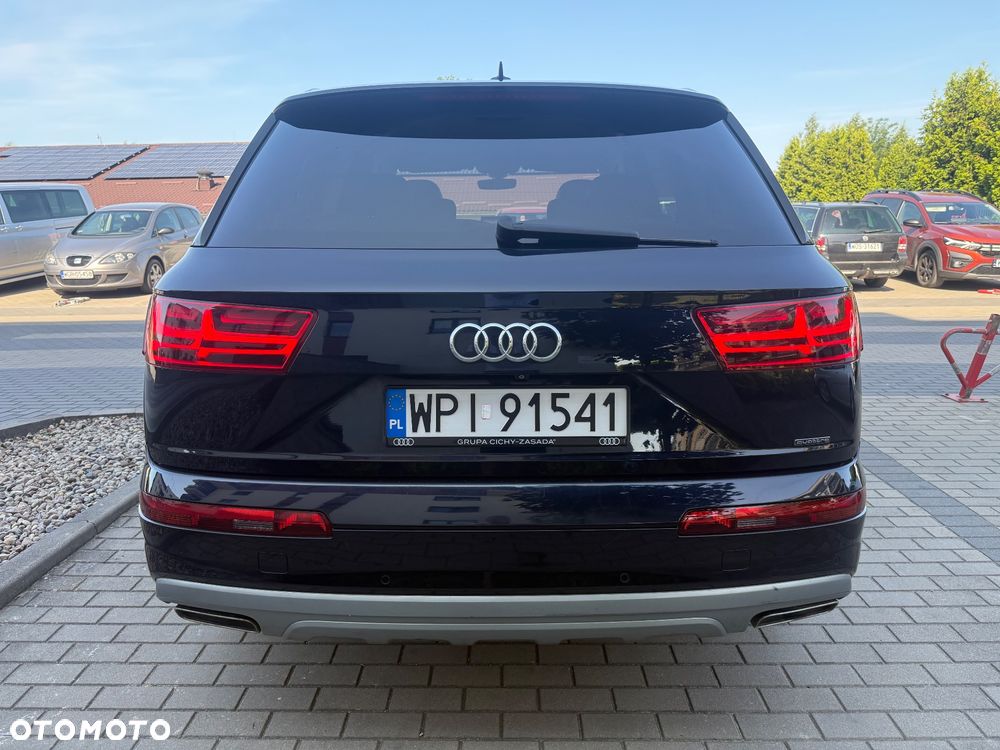 Audi Q7 - 15