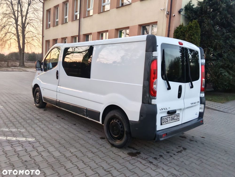 Opel Vivaro - 6