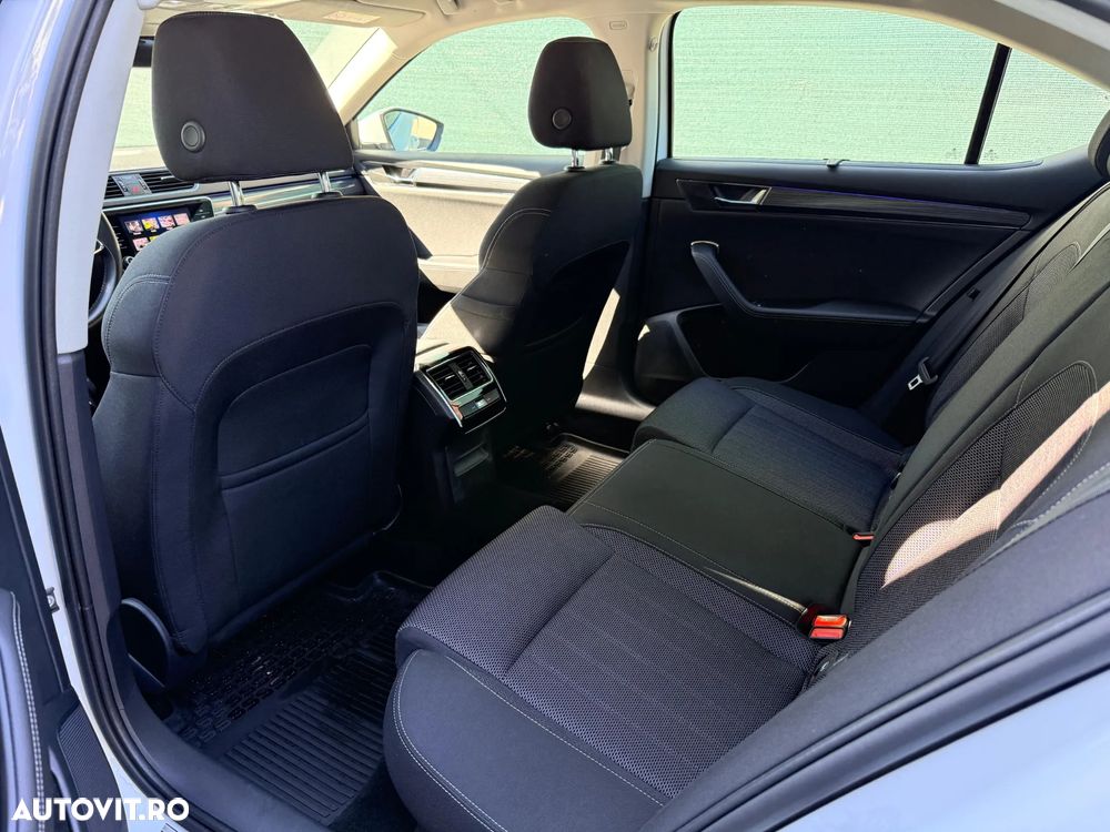 Skoda Superb 2.0 TDI DSG Style - 24