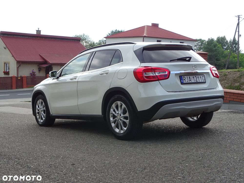Mercedes-Benz GLA 180 (CDI) d - 3