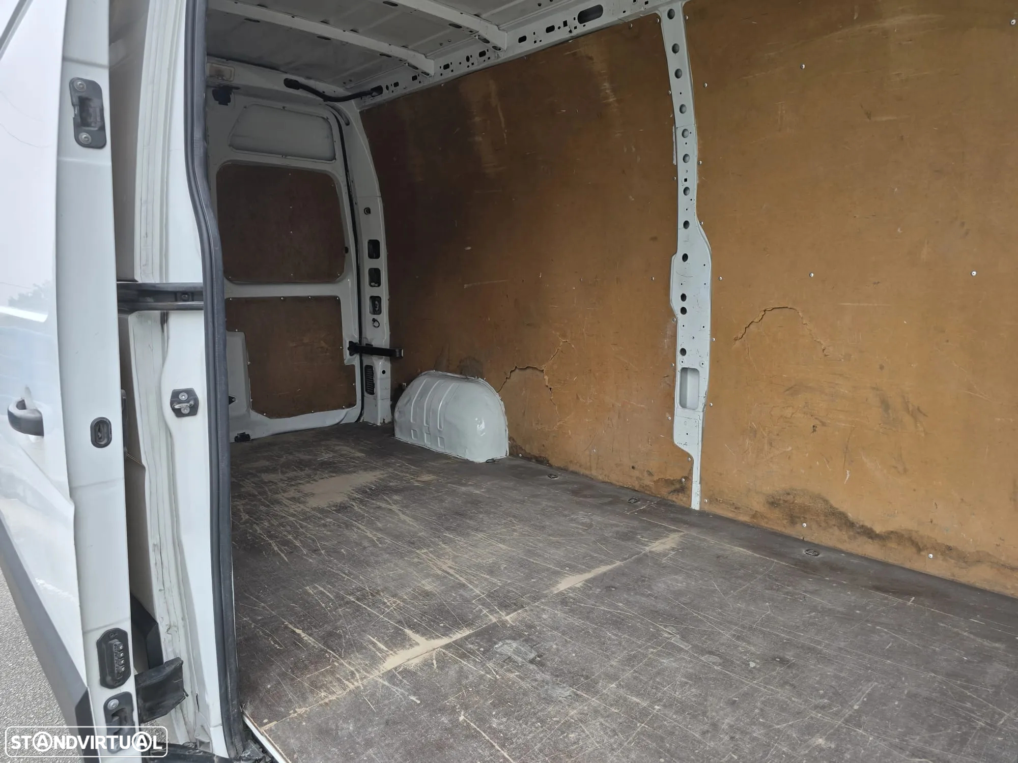 Renault Master 2.3 DCI 135 L3H3 - 10