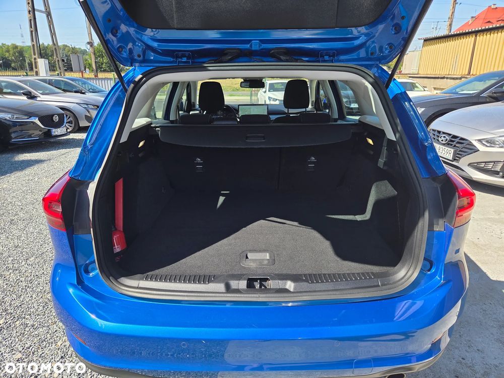 Ford Focus 1.0 EcoBoost Titanium - 10