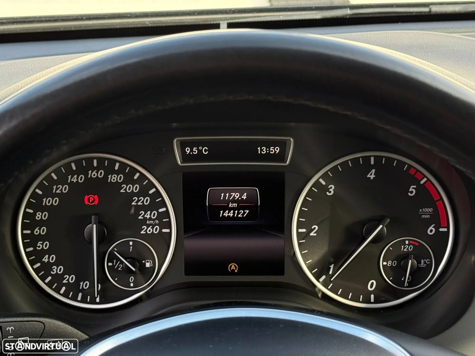 Mercedes-Benz A 180 - 9