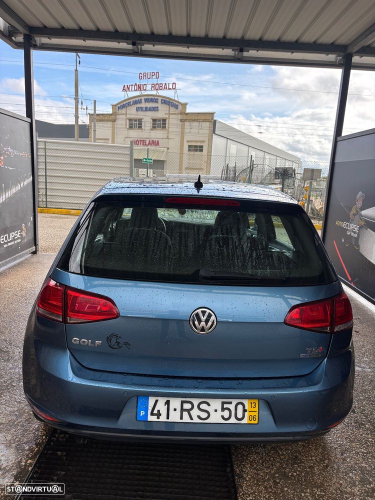 VW Golf 1.6 TDI BlueMotion Trendline - 19