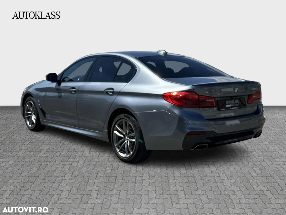 BMW Seria 5 530e Aut. M Sport Edition - 3
