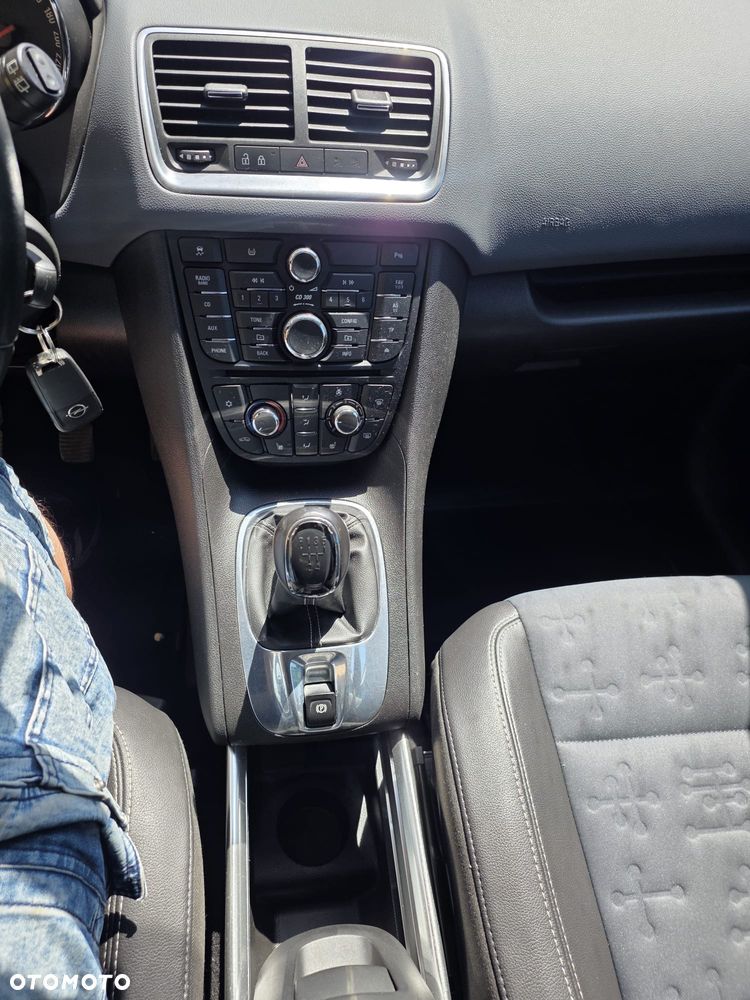 Opel Meriva - 9