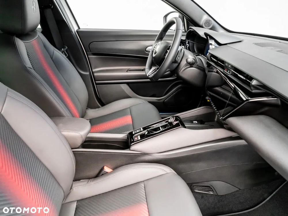 Alfa Romeo Junior ver-1-2-mhev-ibrida-q4-edct - 17