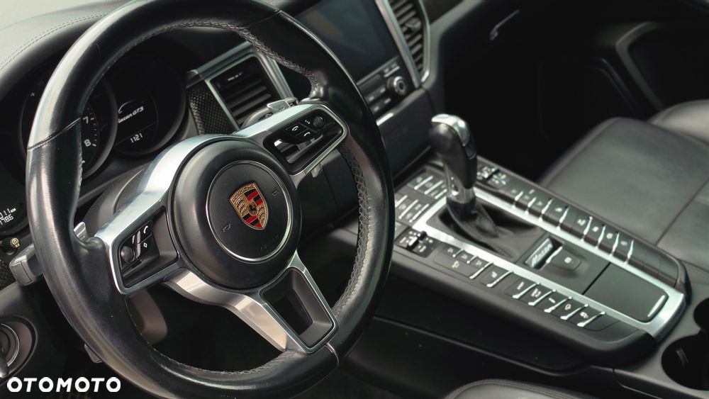 Porsche Macan GTS PDK - 8