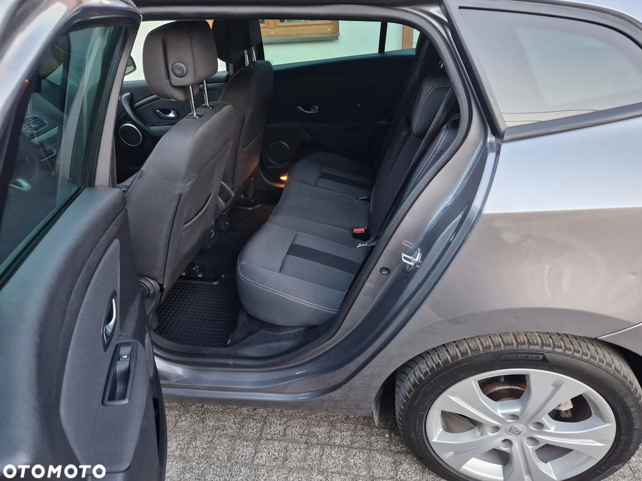 Renault Megane 1.6 16V 110 Dynamique - 8