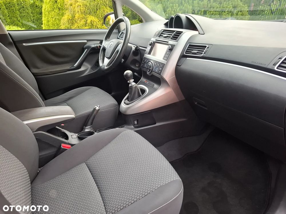 Toyota Verso 1.6 7-Sitzer Comfort - 17