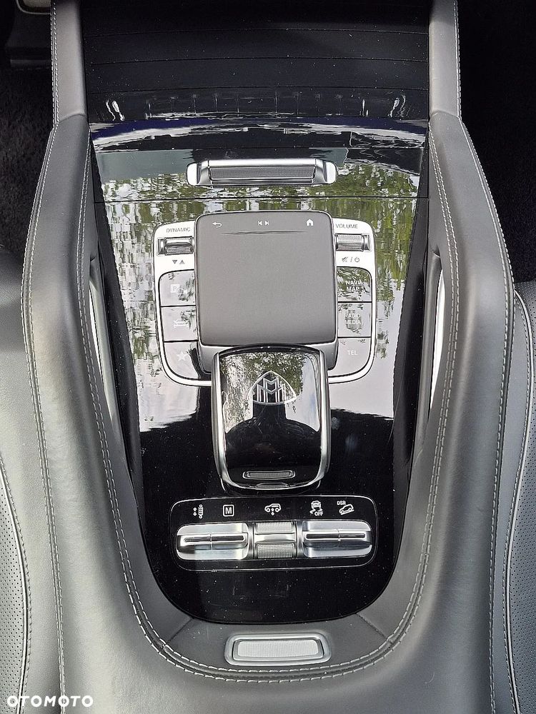 Mercedes-Benz Maybach GLS - 28