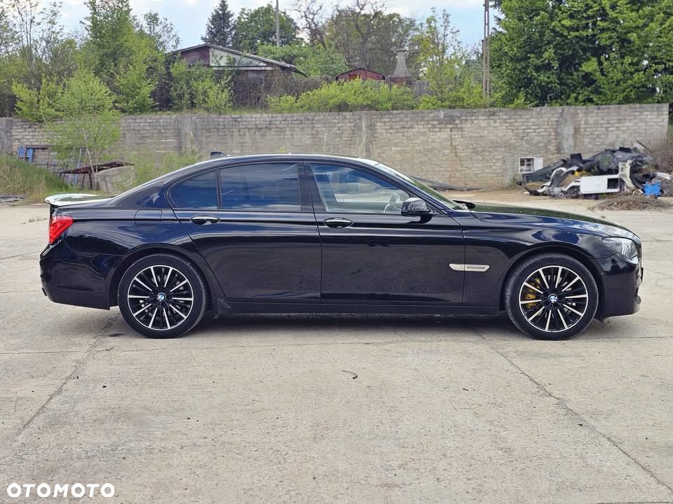 BMW Seria 7 740d - 6